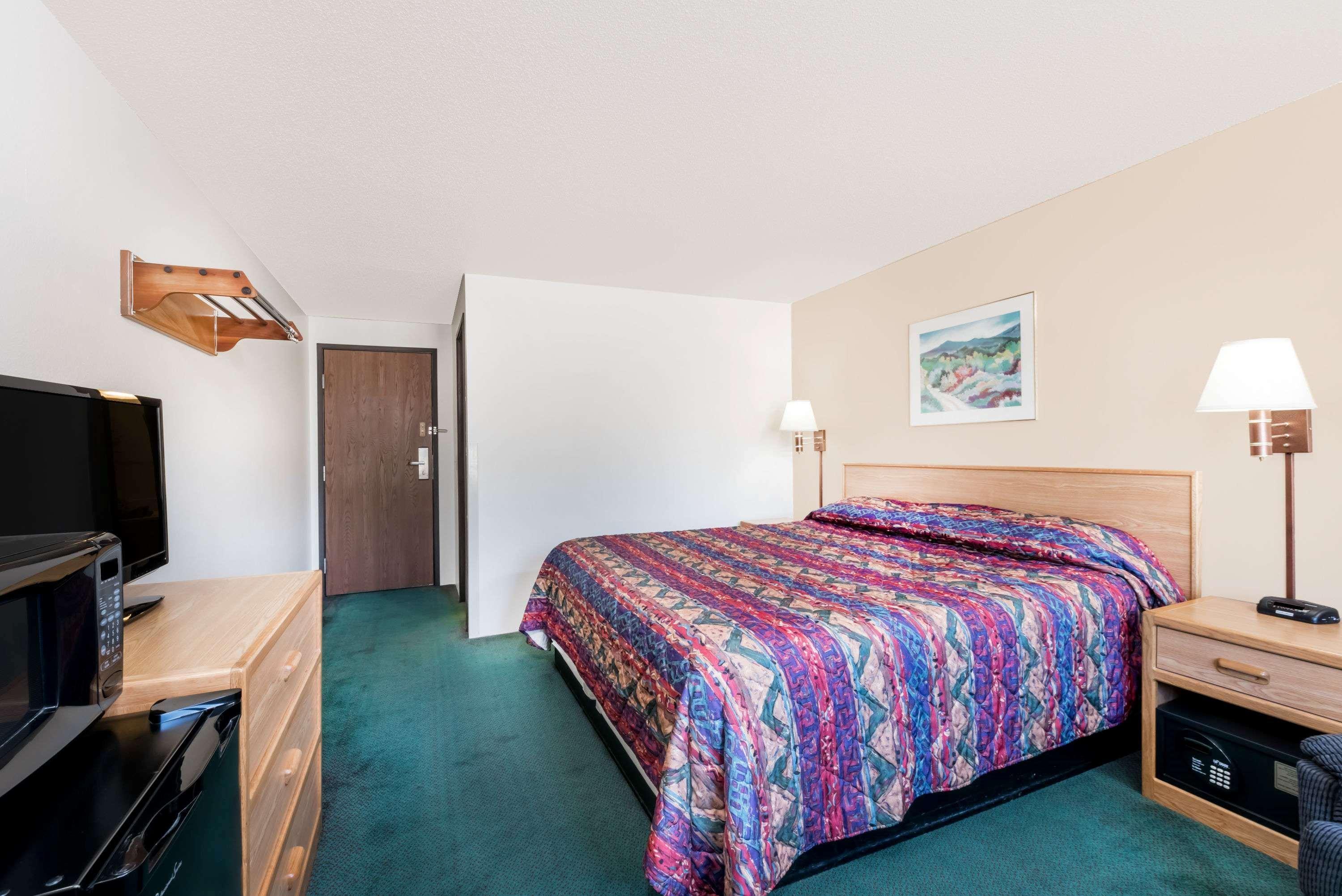 מלון Super 8 By Wyndham Belle Fourche Sd מראה חיצוני תמונה