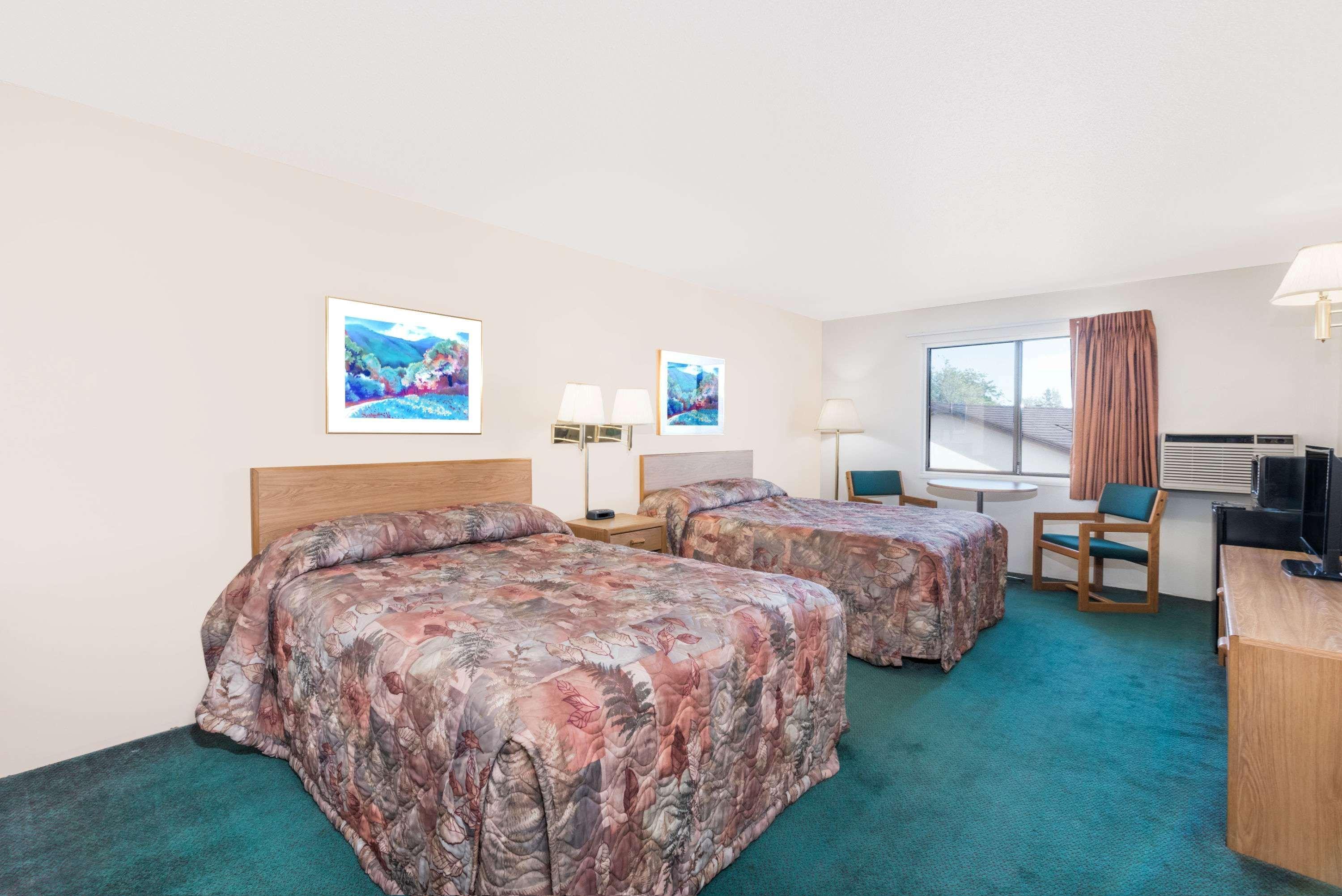 מלון Super 8 By Wyndham Belle Fourche Sd מראה חיצוני תמונה