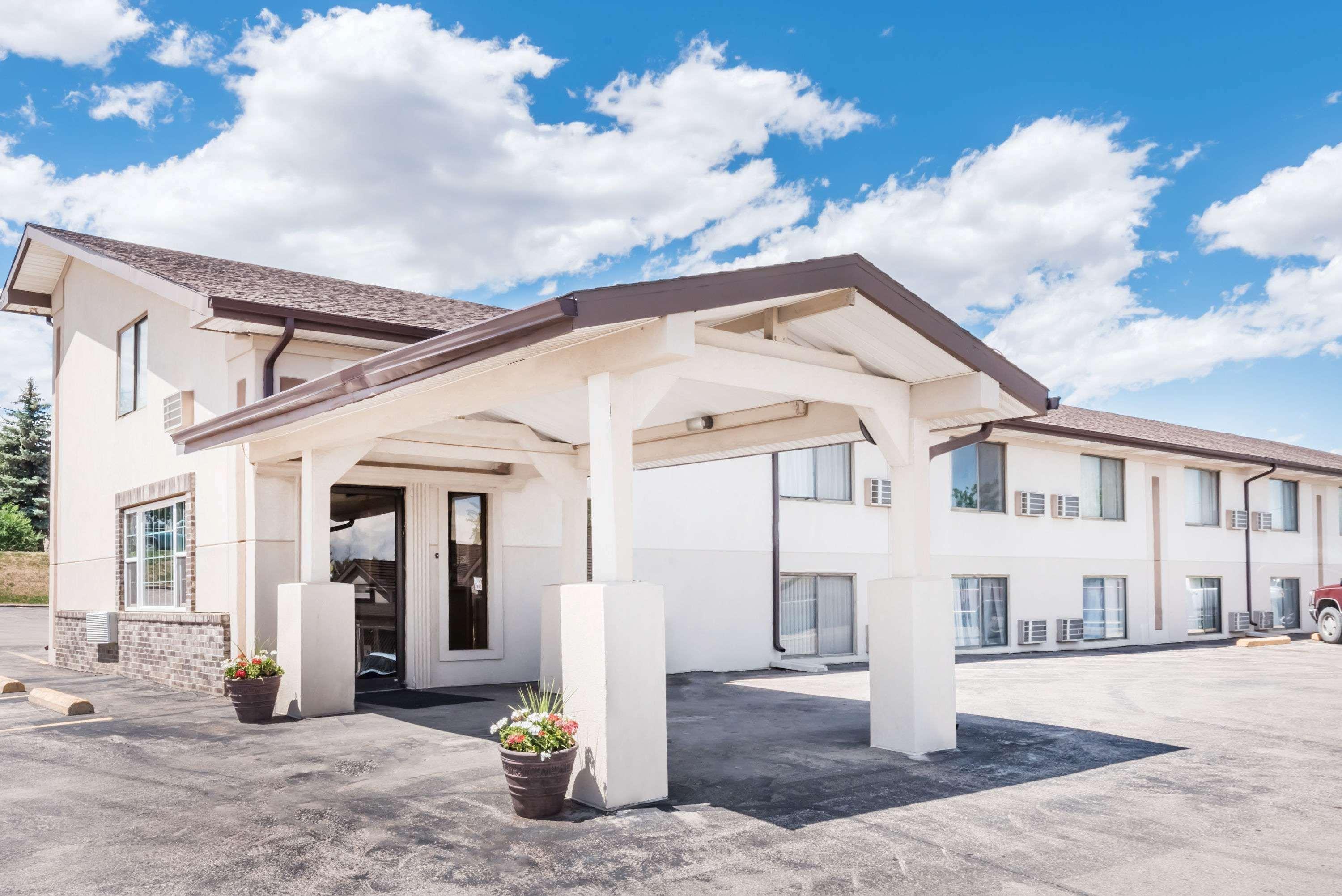 מלון Super 8 By Wyndham Belle Fourche Sd מראה חיצוני תמונה